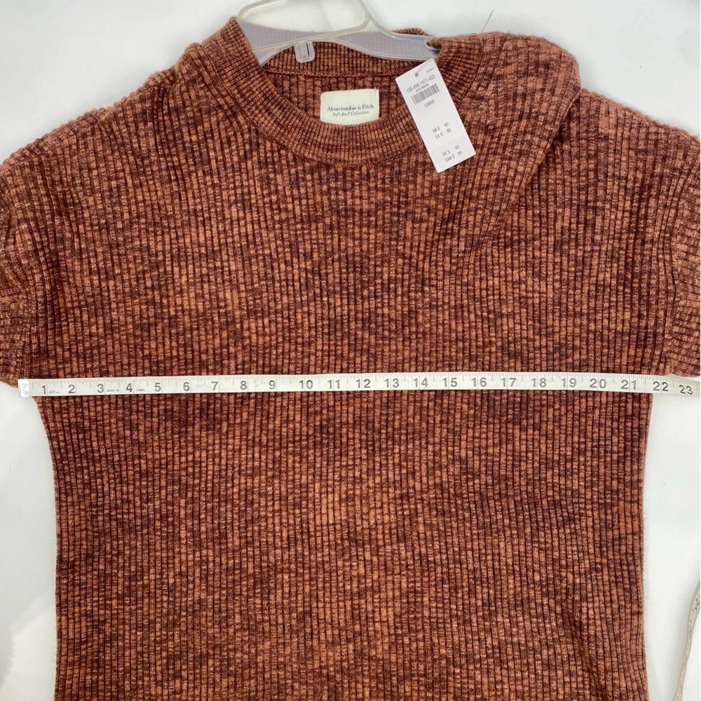 Abercrombie and Fitch Soft a & f ribbed oversized rust sweater size L - Picture 9 of 10